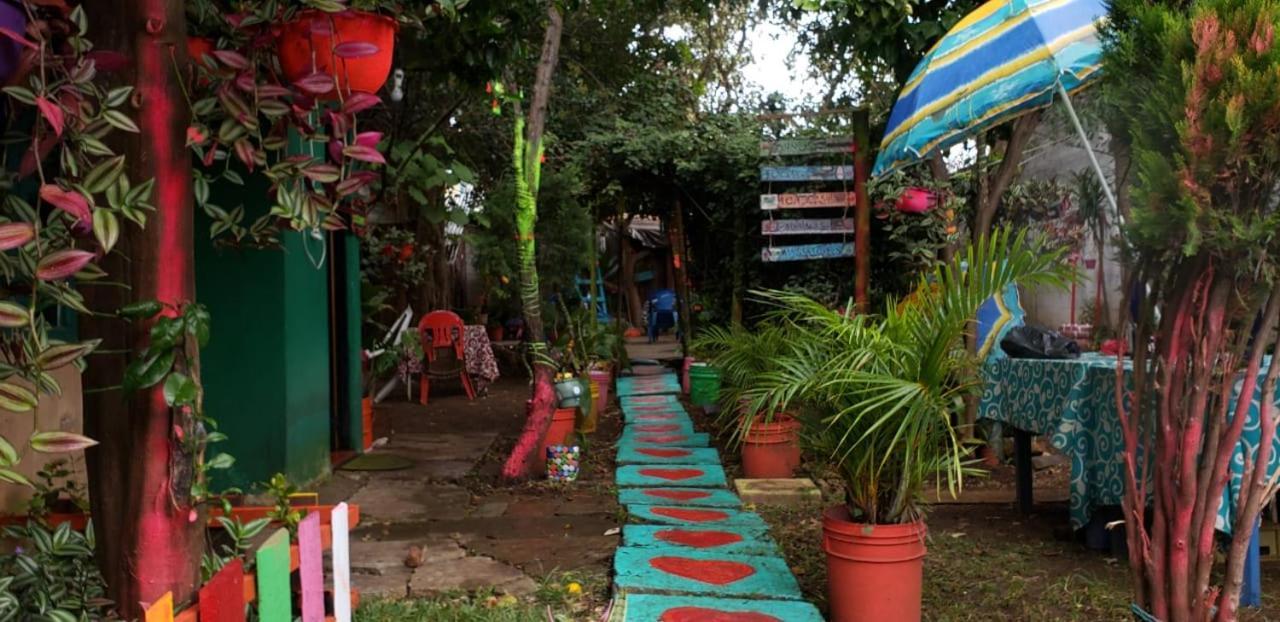 Casa Lothuz Spacio Cultural Y Disidente San Cristobal de las Casas Ngoại thất bức ảnh